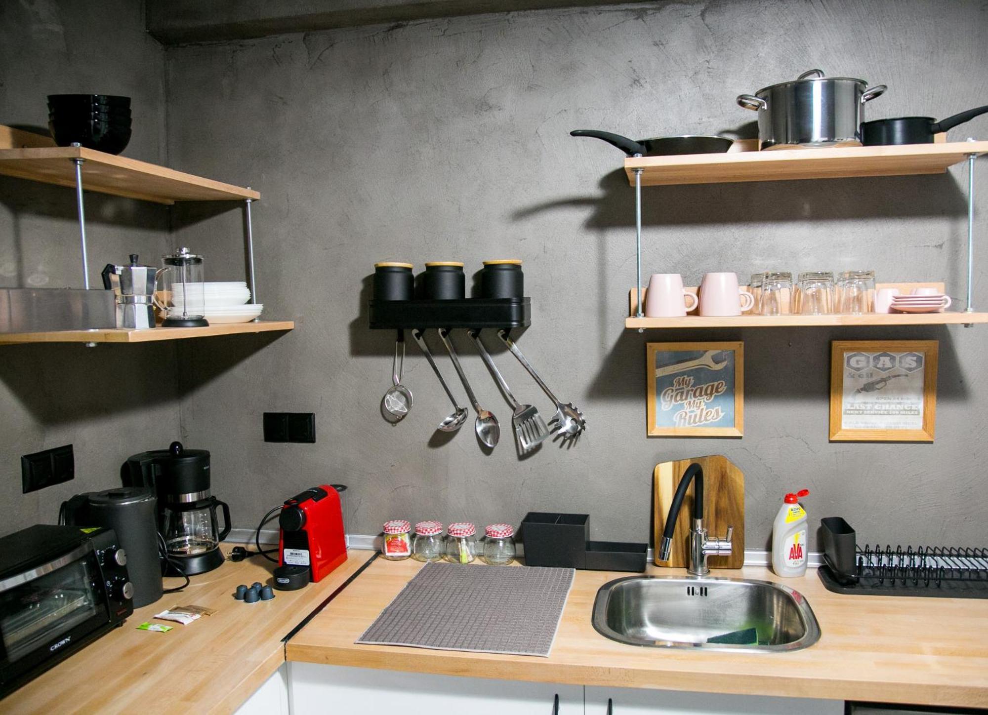 Mikel Angelo Hall Apartment Serres